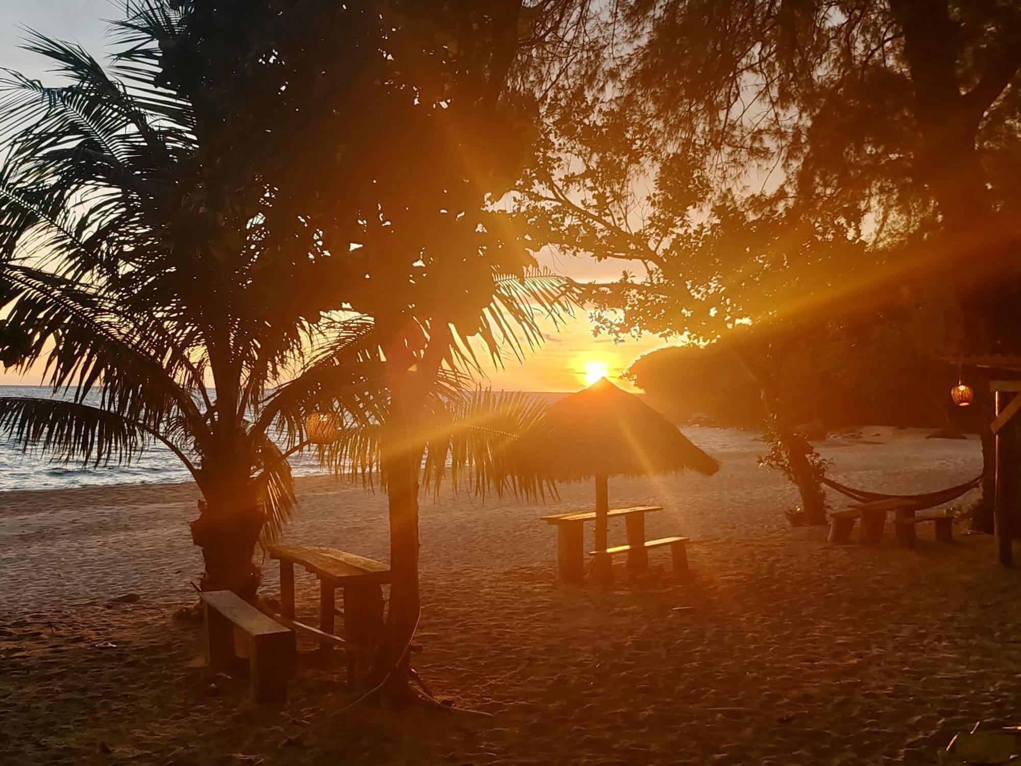 Kamaku Bungalows Koh Rong Sanloem Bagian luar foto